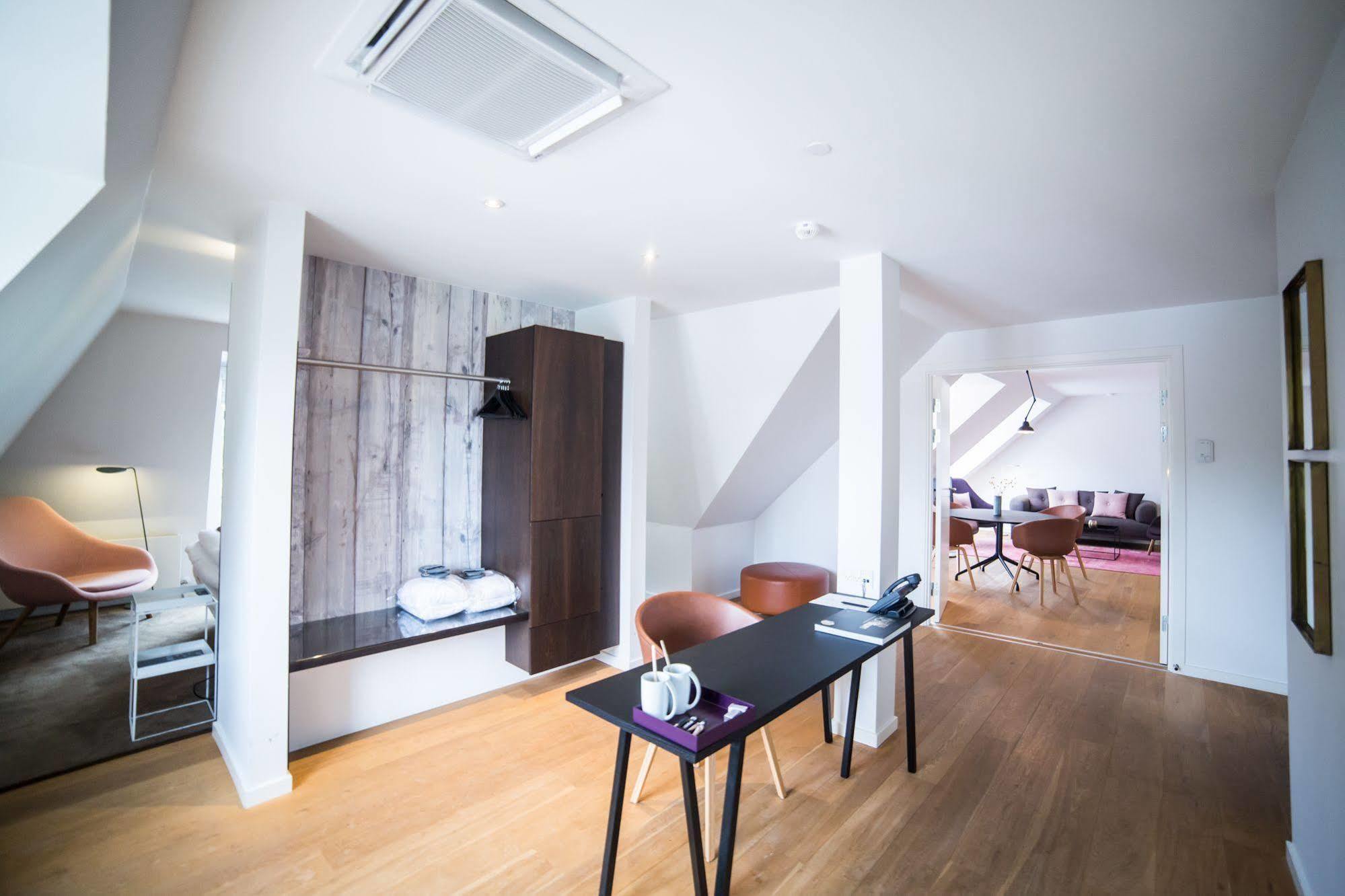 Hotel Comwell Kellers Park à Brejning Extérieur photo