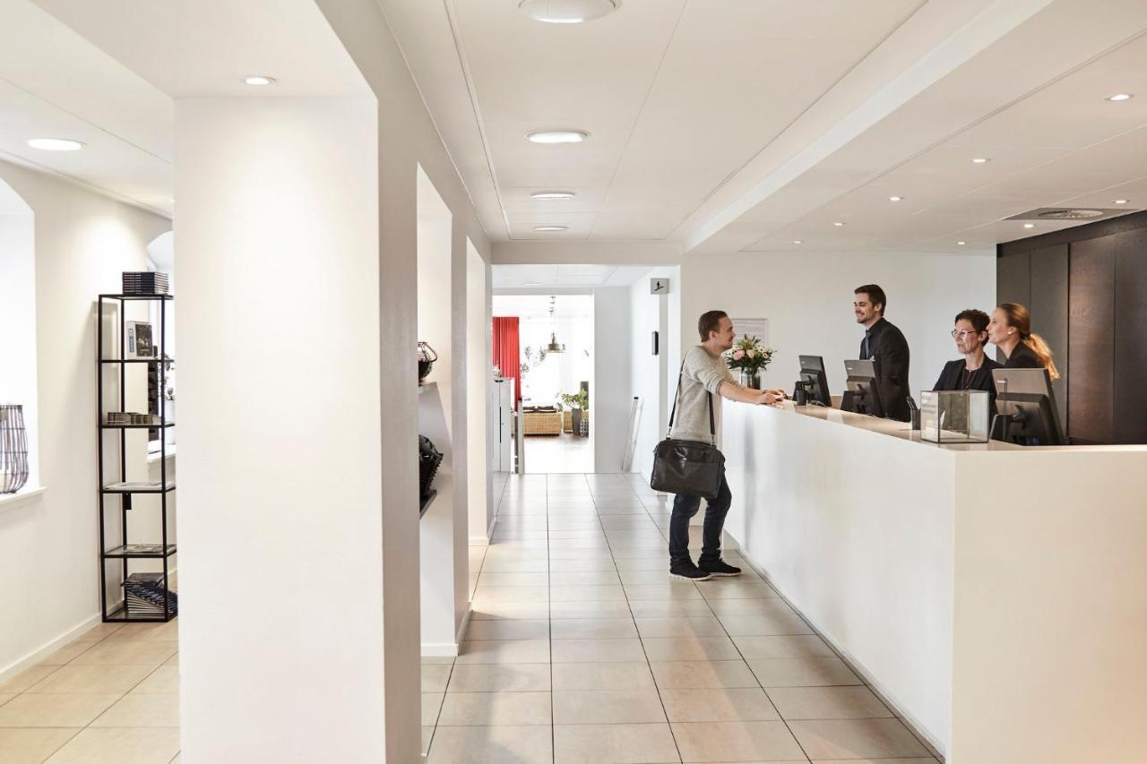 Hotel Comwell Kellers Park à Brejning Extérieur photo